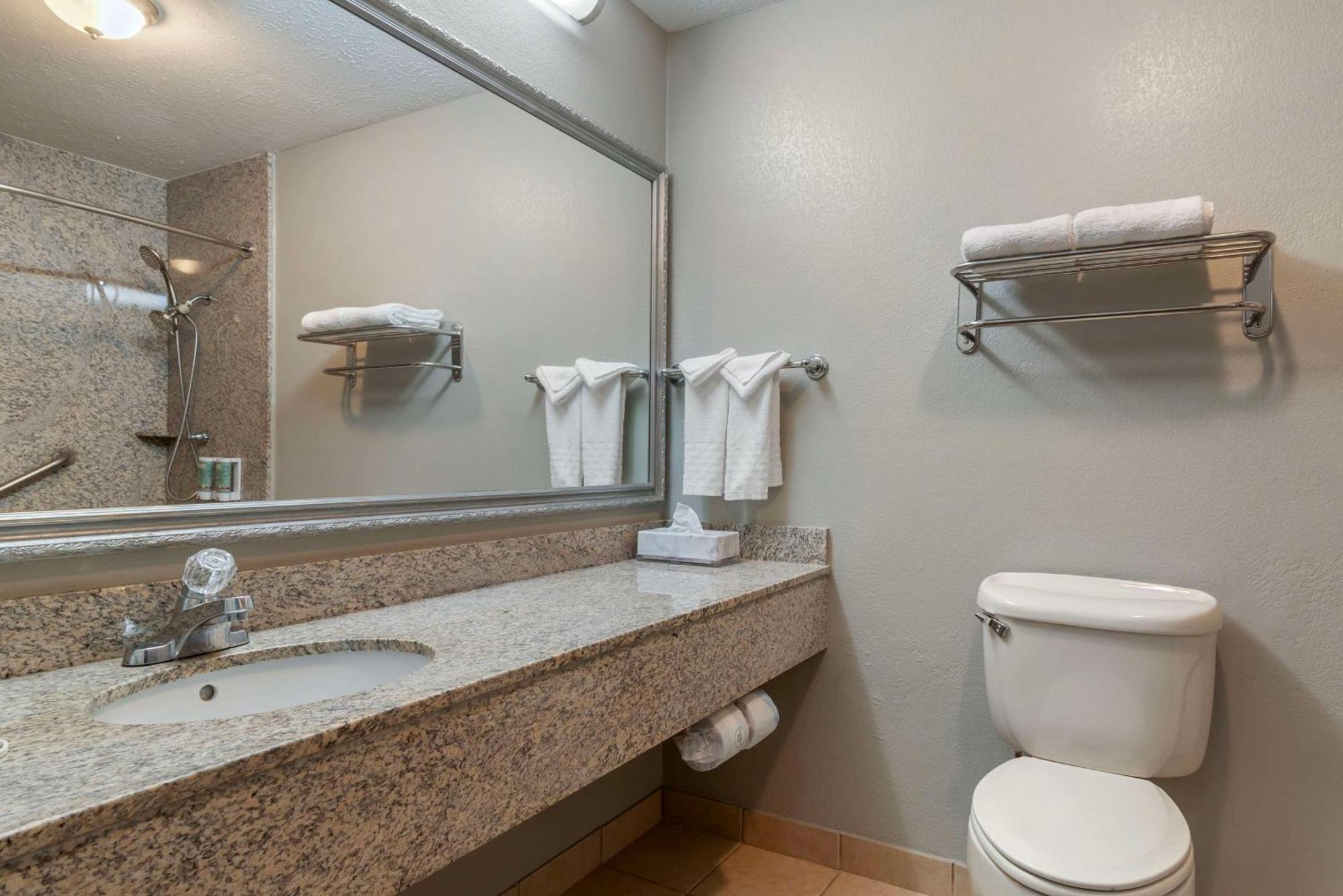 Best Western Auburn/Opelika Inn Extérieur photo