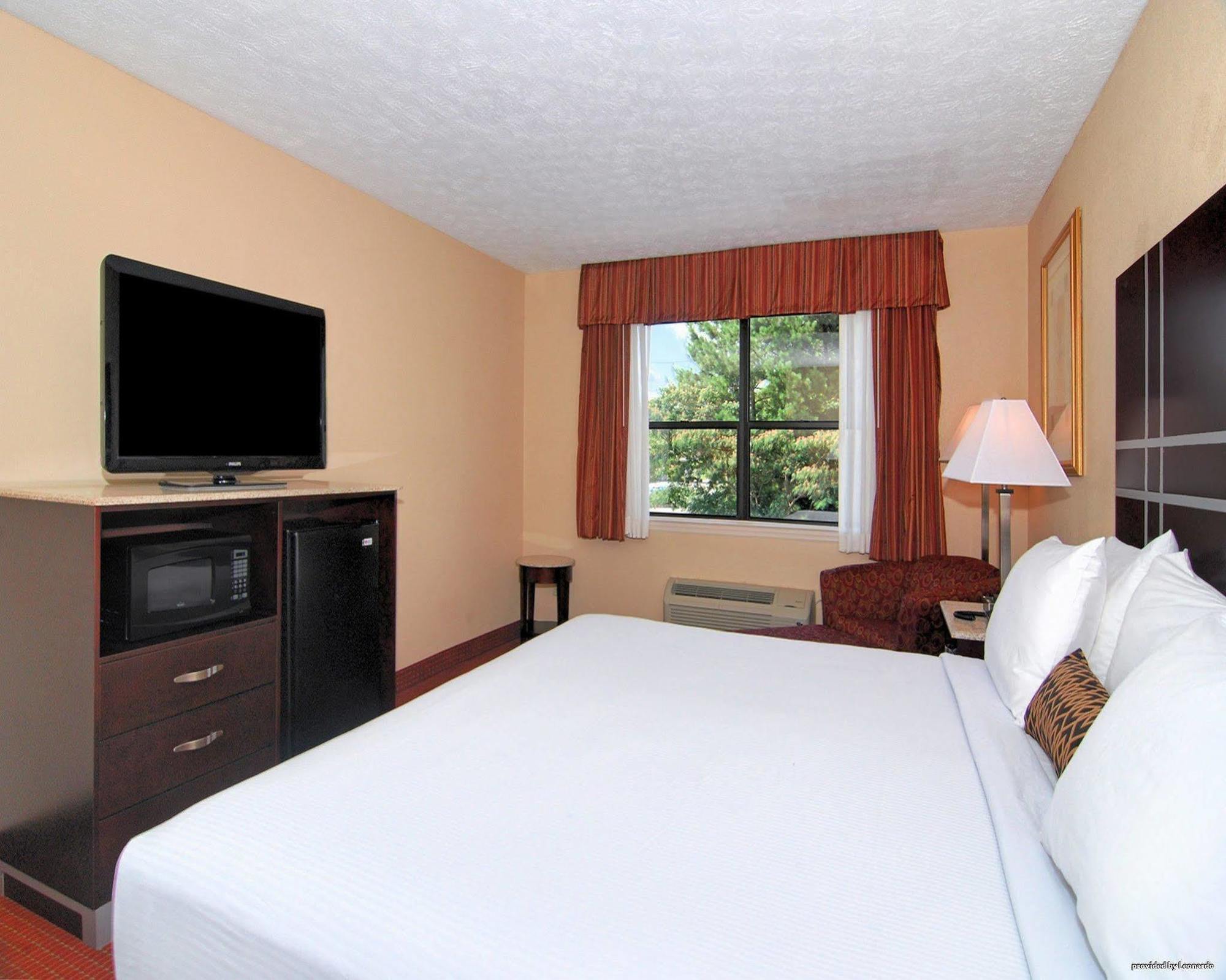 Best Western Auburn/Opelika Inn Extérieur photo