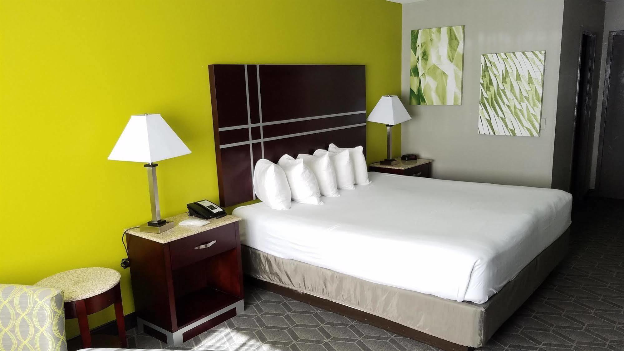 Best Western Auburn/Opelika Inn Extérieur photo